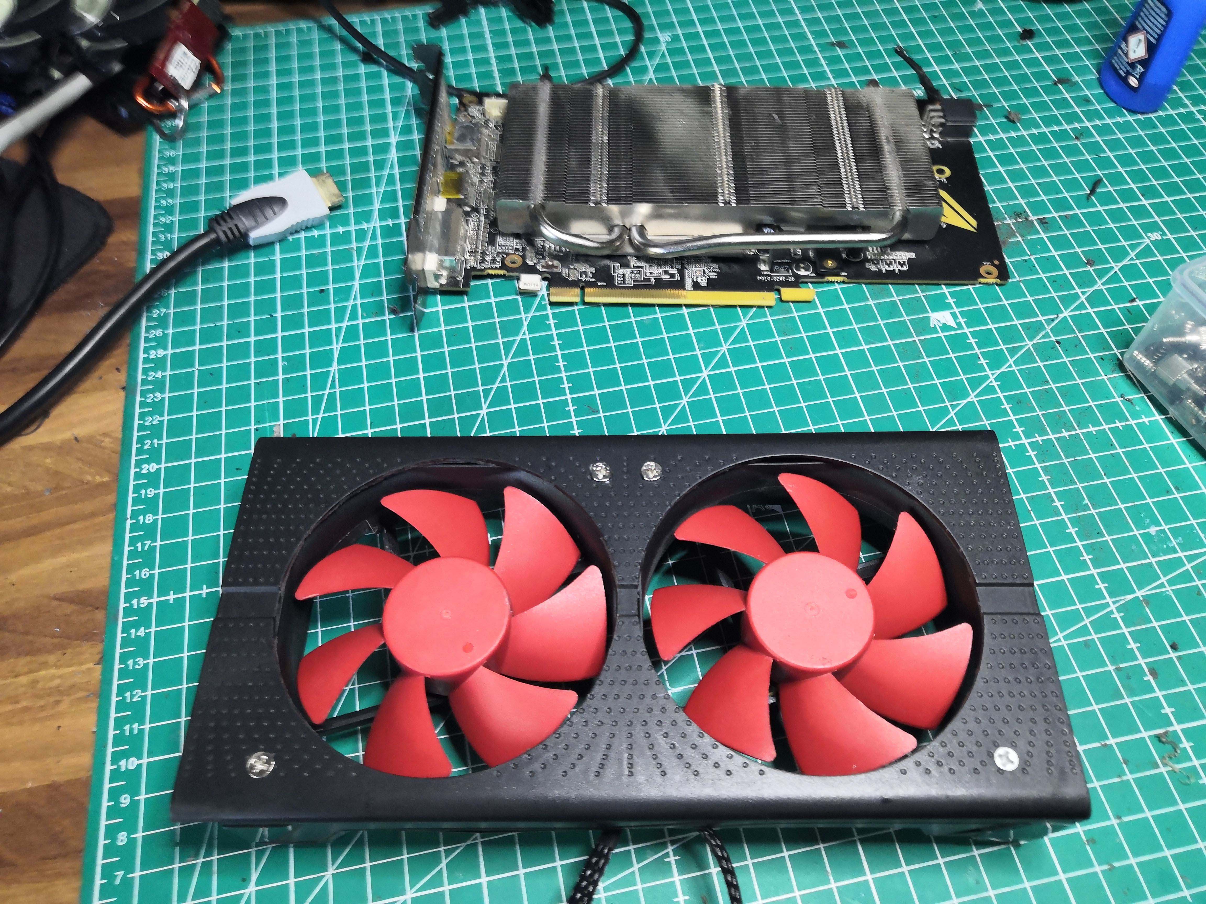 Vue frontale du shroud modifié avec les deux Xilence 92mm